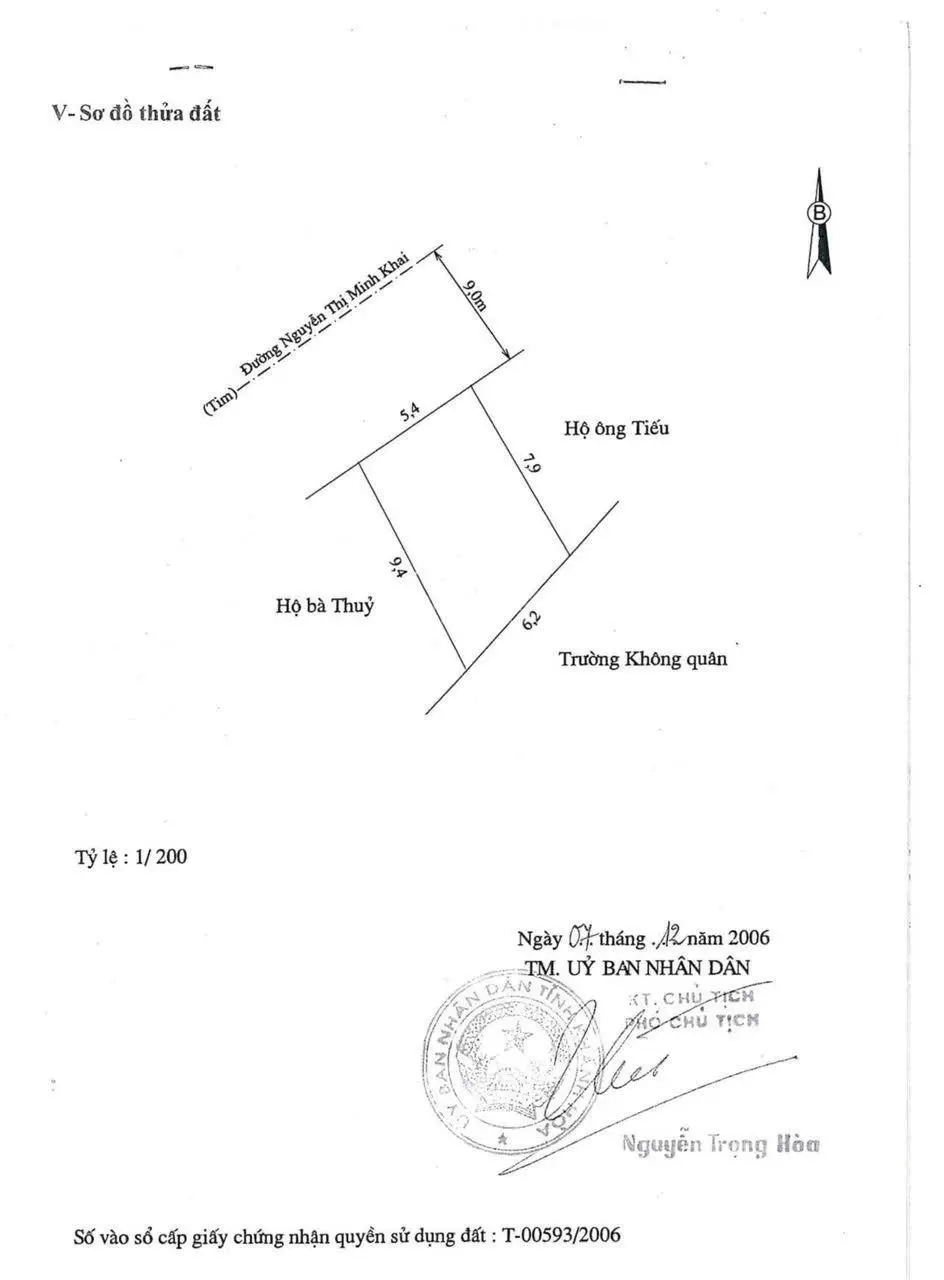 Bán nhà mặt tiền Nguyễn Thị Minh Khai. Kết cấu nhà 1 trệt 2 lầu