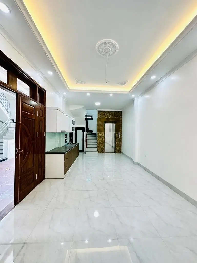 Bán NR đẹp, 40m2, 8,4 tỷ, 4PN, 4WC tại An Dương Vương, Phú Thượng, Tây Hồ, Hà Nội