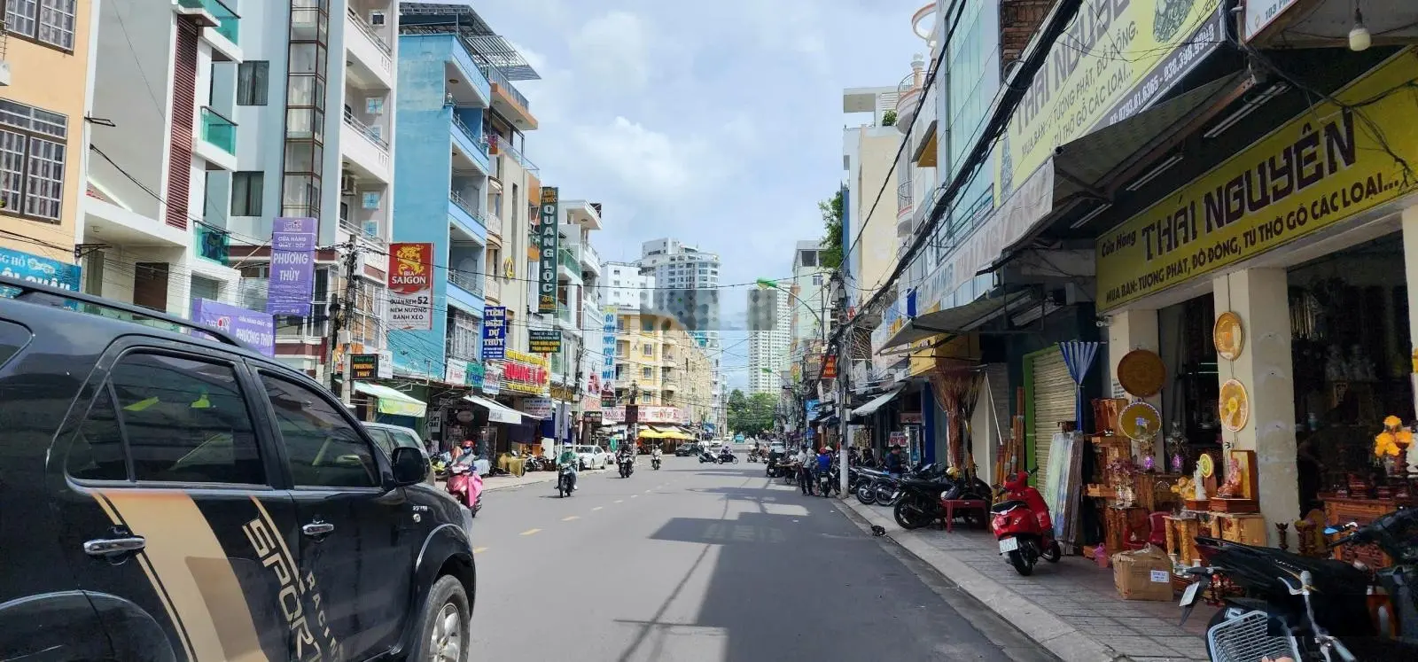 Bán nhà 3 tầng Phố Phan Bội Châu - Nha Trang, gần chợ Đầm, cách biển chỉ 500m