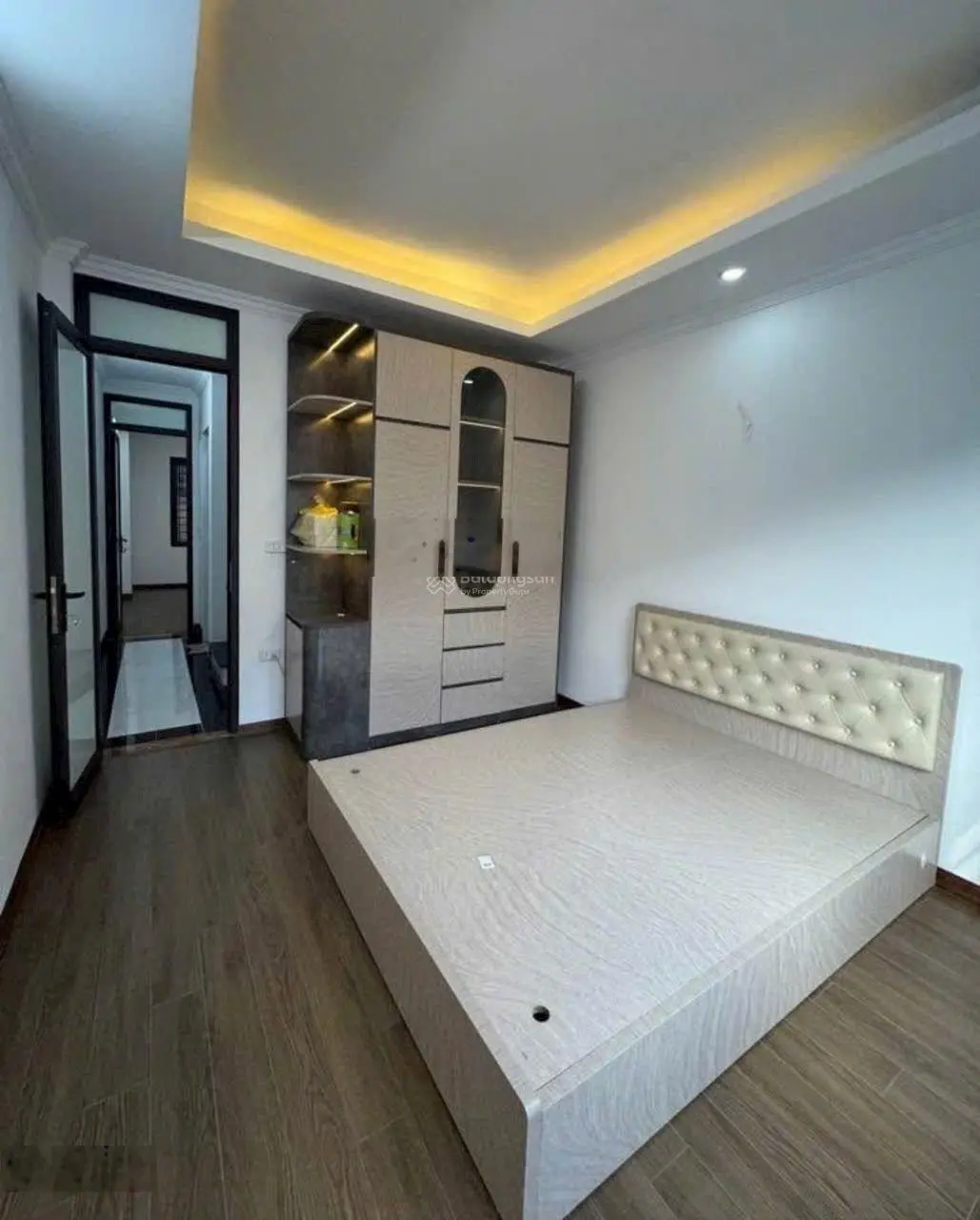 Hơn 6 tỷ, nhà Văn Hội Cổ Nhuế, 40m2, 5T mới, 6 PN, mỗi tầng 2 phòng, Nhà mới lô góc 2 mặt thoáng