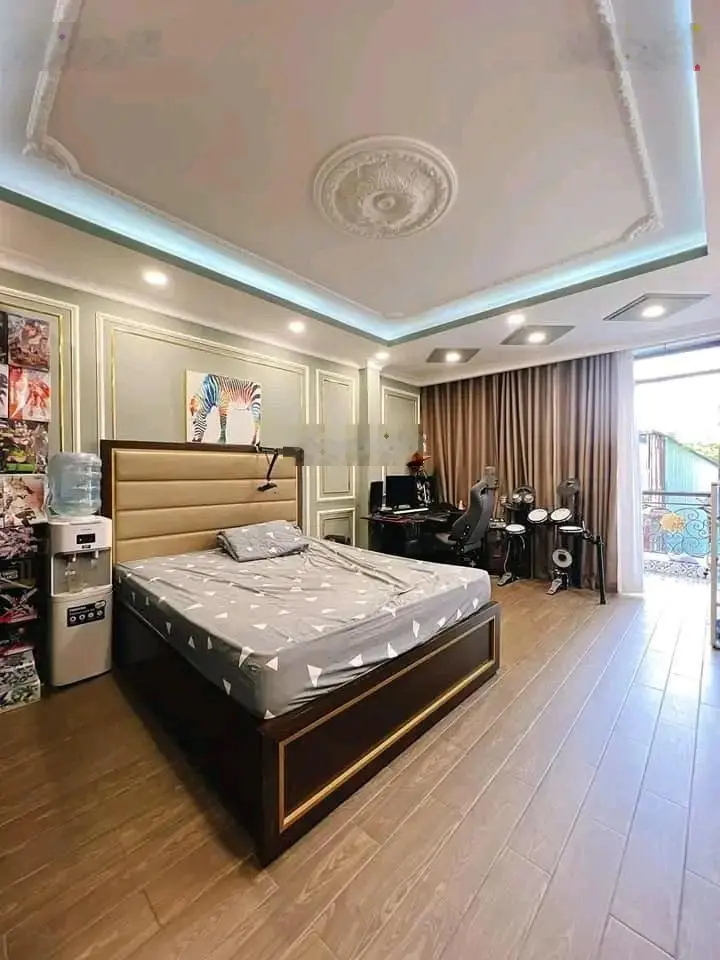 Cần tiền làm ăn cần bán nhà đường Ngô Quang Huy P. Thảo Điền Quận 2 , 65m2 (5x13m) hẻm ô tô