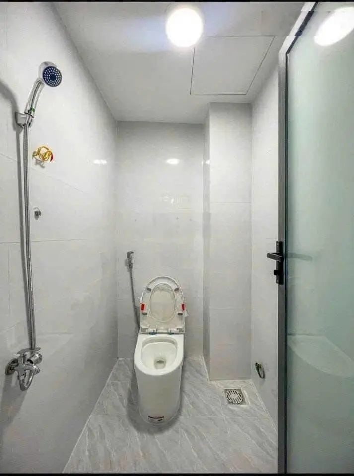 Bán nhà KDC Tên Lửa, 2PN, 2 toilet, 1 phòng thờ, sổ riêng, vào ở liền, quận Bình Tân