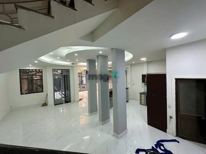 Hảm xe tải thông 120m² 5 tầng Nguyễn Văn Khối Gò Vấpi