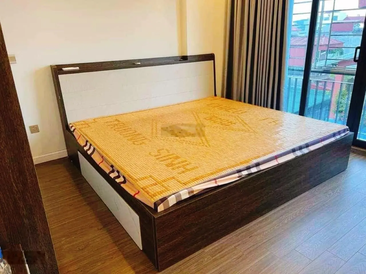 Mua cho con mà con không ở, bán nhà Đặng Văn Ngữ - Đống Đa, 83m2, cách mặt đường 15m, 15.5 tỷ