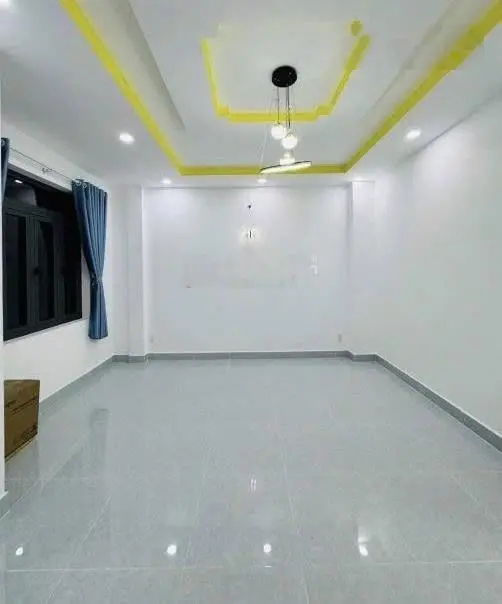 Cần tiền bán gấp nhà Nam Kỳ Khởi Nghĩa Quận 3 -  52m2 sổ riêng bao sang tên