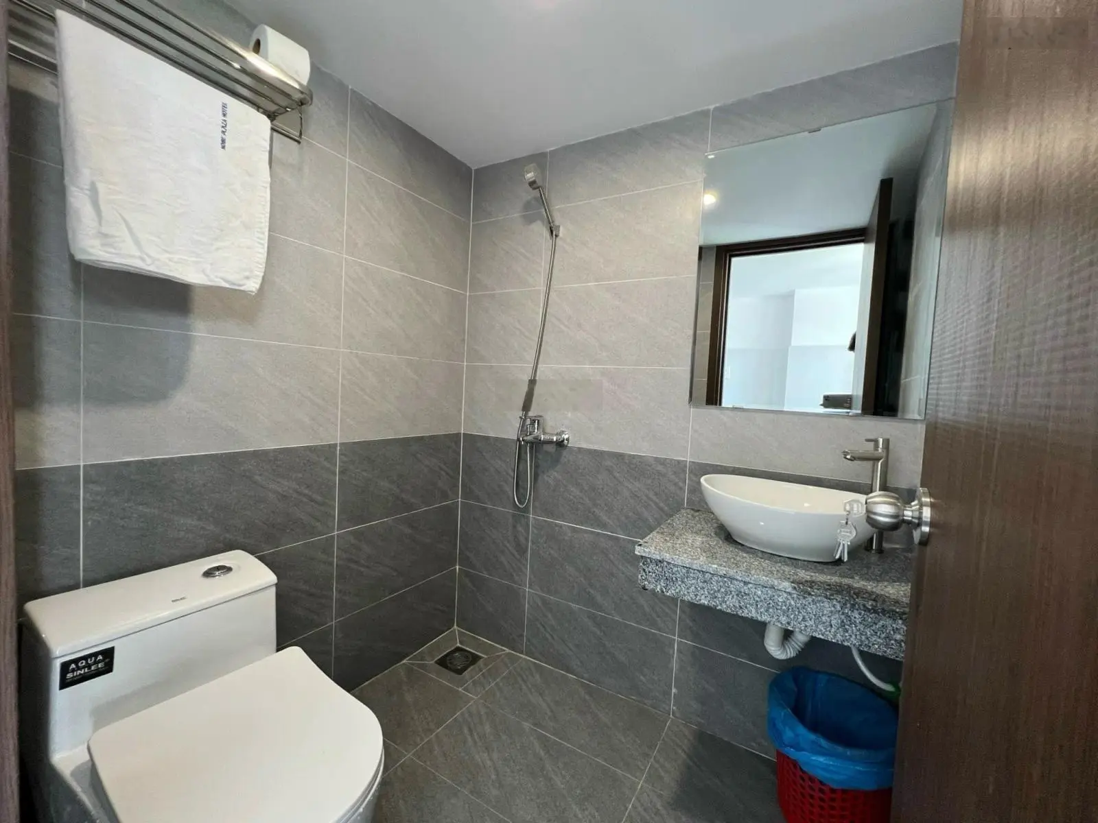 Bán căn hộ chung cư giá tốt tại Tân Phước Plaza. DT: 75m2 2PN 2WC giá 3,3 tỷ. LH: 0909 527 ***