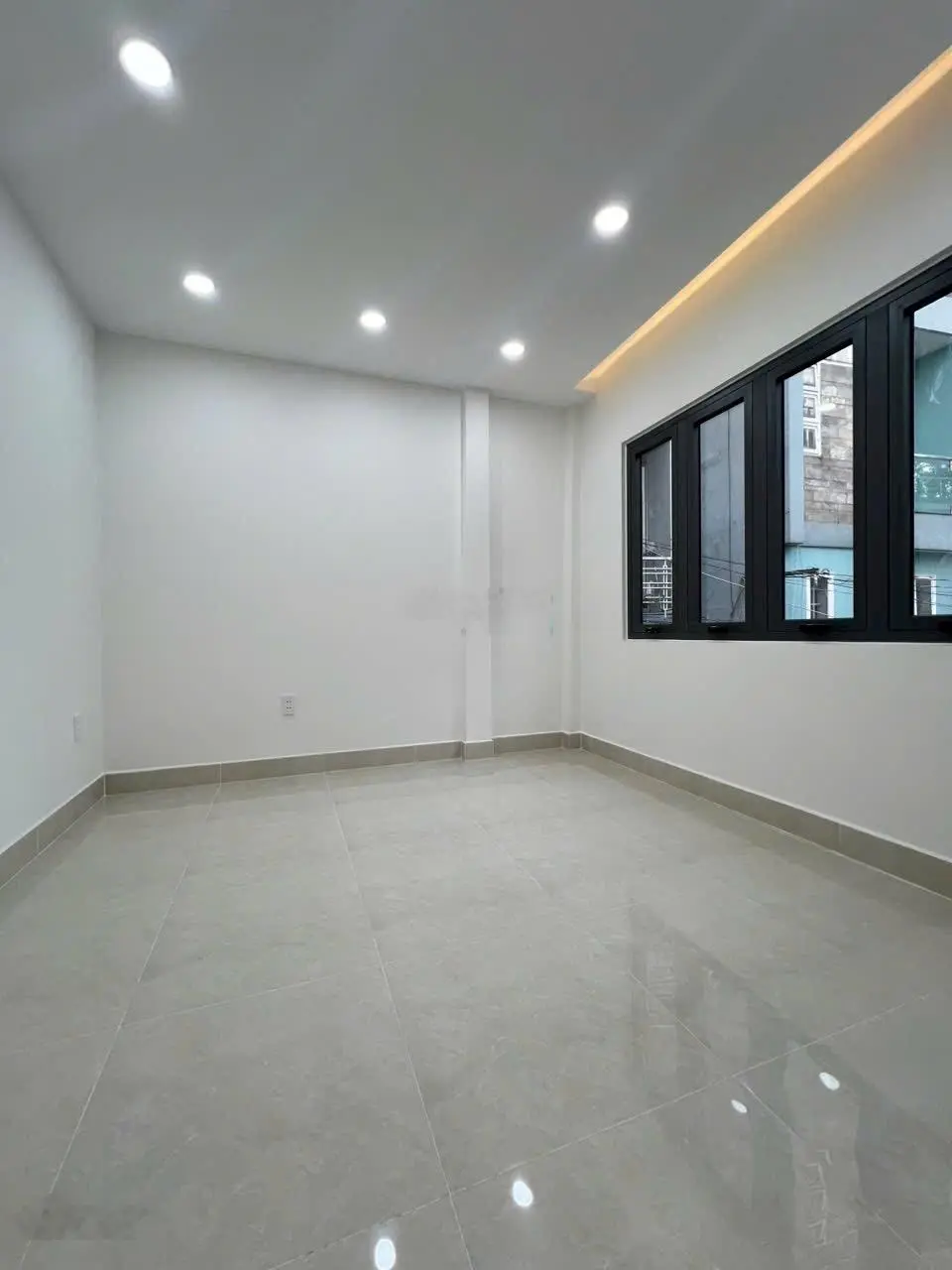 Siêu phẩm nhà mới keng đường Tô Hiệu Ngang 5.45m Nở Hậu 6.6M x 8m - 48m2 - KC , 1 trệt 1 lẩu , 2 p