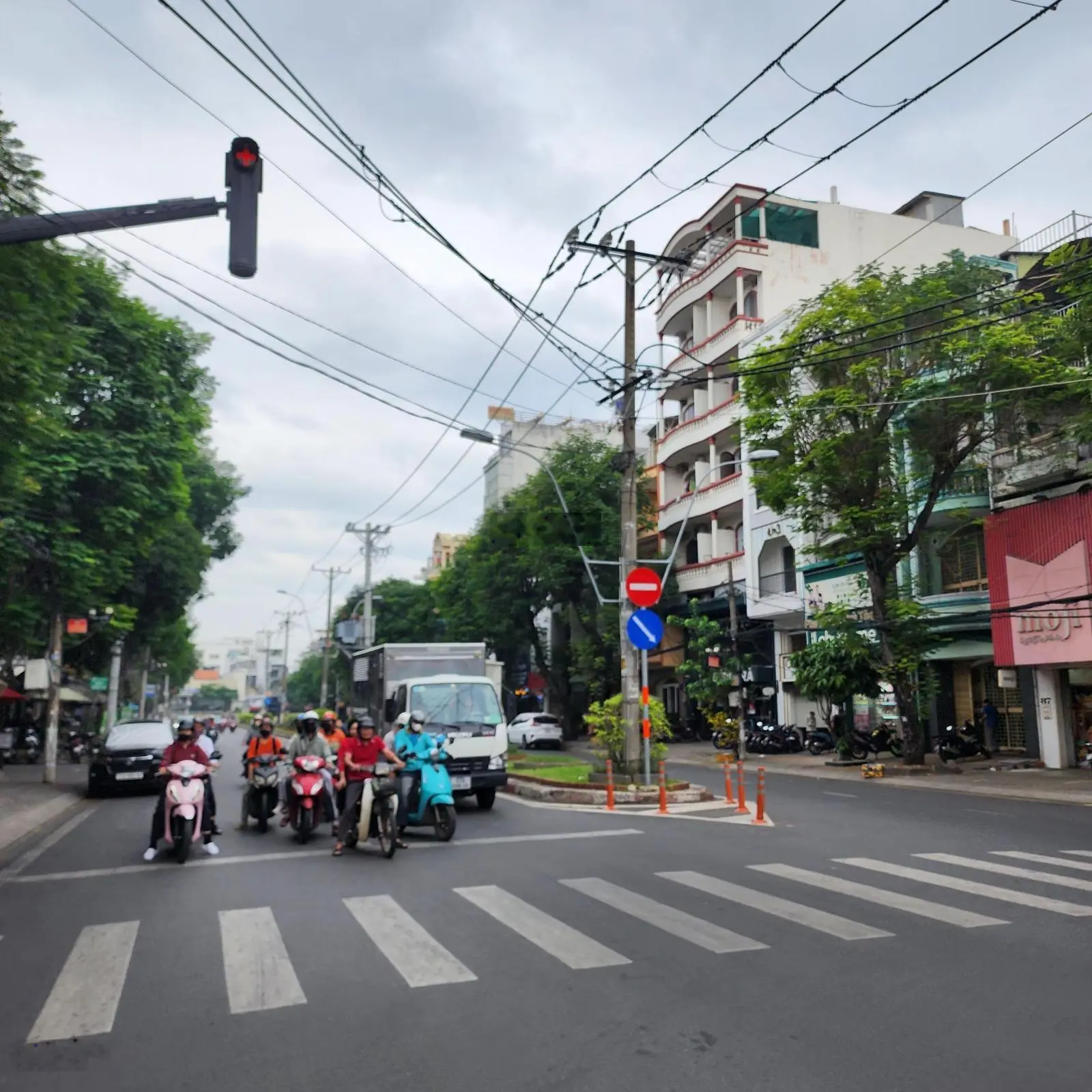 Bán Nhà Mặt Tiền Bàu Cát Đôi Trung Tâm Khu Bàu Cát Giá Tốt Nhất Cung Đường