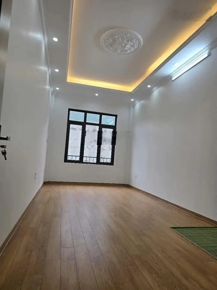 Bán nhà 4 tầng mới đẹp phố Đại Đồng 30m2 4.9 tỷ. Gần Vĩnh Hưng, Times City. Sổ đỏ chính chủ. Ở luôn