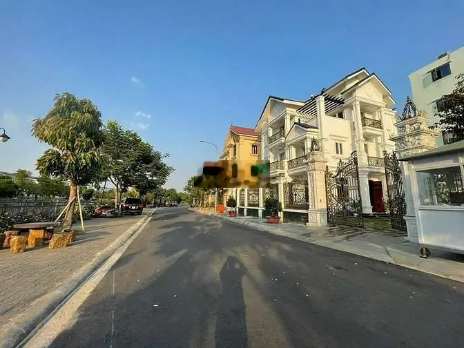 Em Nhi chuyên Quận2, bán đất view sông KDC Phú Nhuận 10 mẫu giá 17.5ty