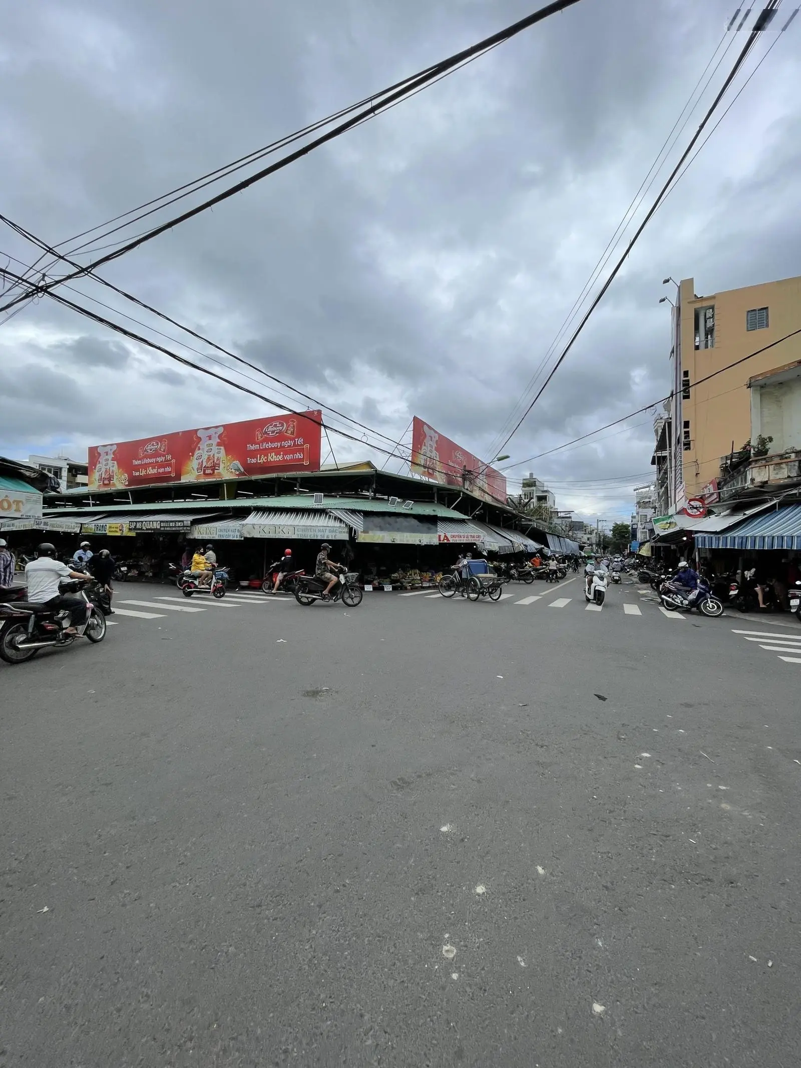 Bán nhà mặt đường Trần Bình Trọng, Nha Trang, cạnh Chợ Xóm Mới, giá 8 tỷ