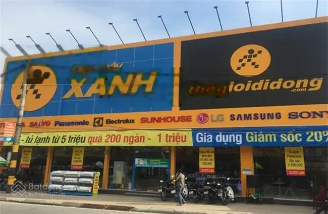 Bán nhanh cuối năm!!! Nhà 2 tấm Mặt tiền Lạc Long Quân. DT: (7x25)m Giá: 32 tỷ