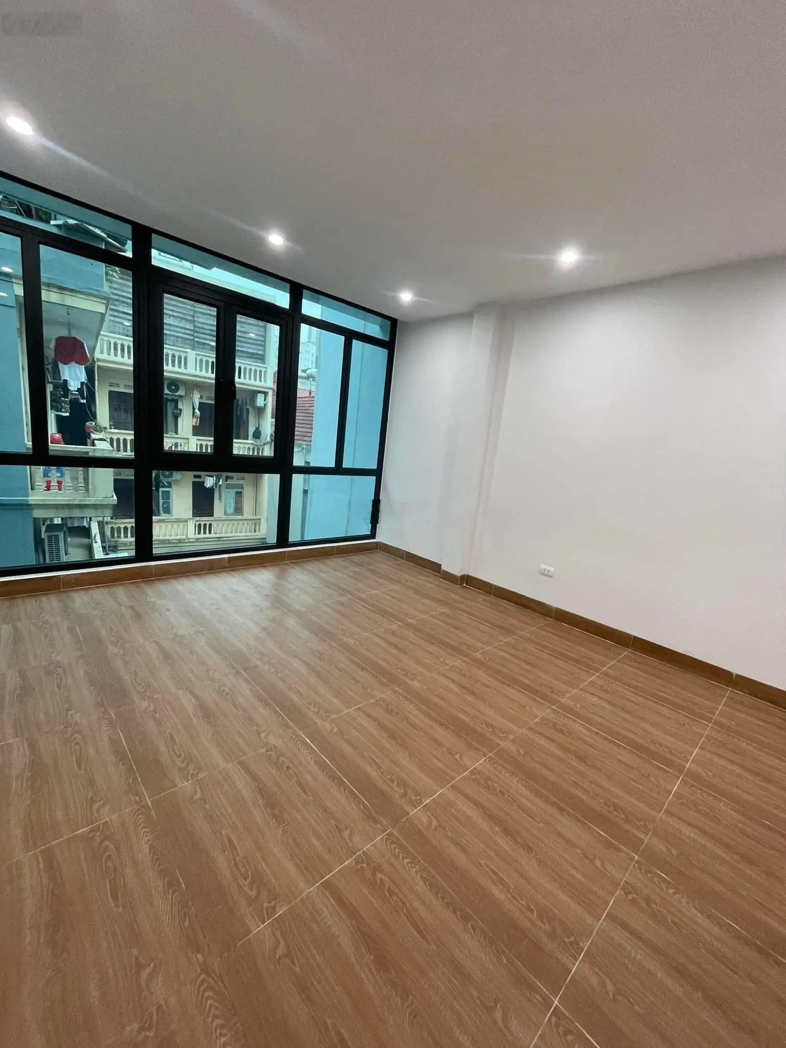 Bán nhà riêng view đẹp, 14,8 tỷ, 60m2 tại Trần Duy Hưng, Cầu Giấy, Hà Nội,mặt ngõ kinh doanh,ô tô