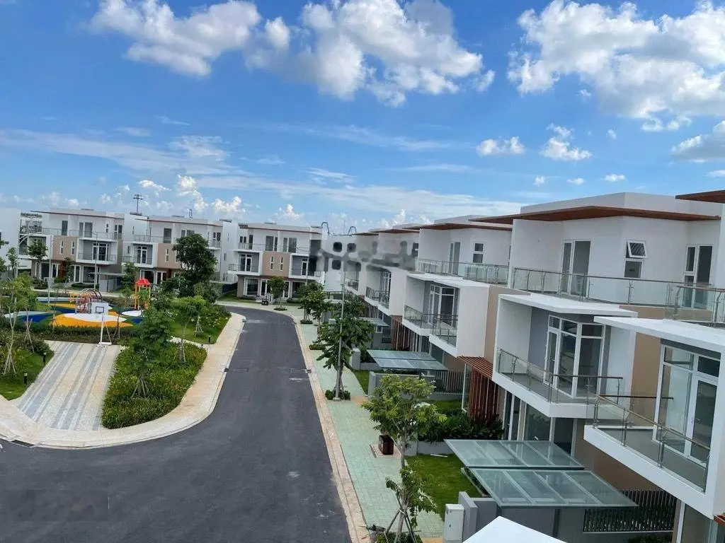 *nhà phố, dt: 90m2, {6*15} 3 tầng , chỉ 6,85 tỉ, khu dragon village phú hữu, tp thủ đức.