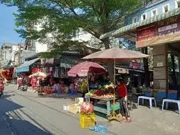 Cần sang gấp nhà 85m2 nguyễn thị minh khai , dĩ an gần uỷ ban tân bình , đường nhựa oto sổ riêng