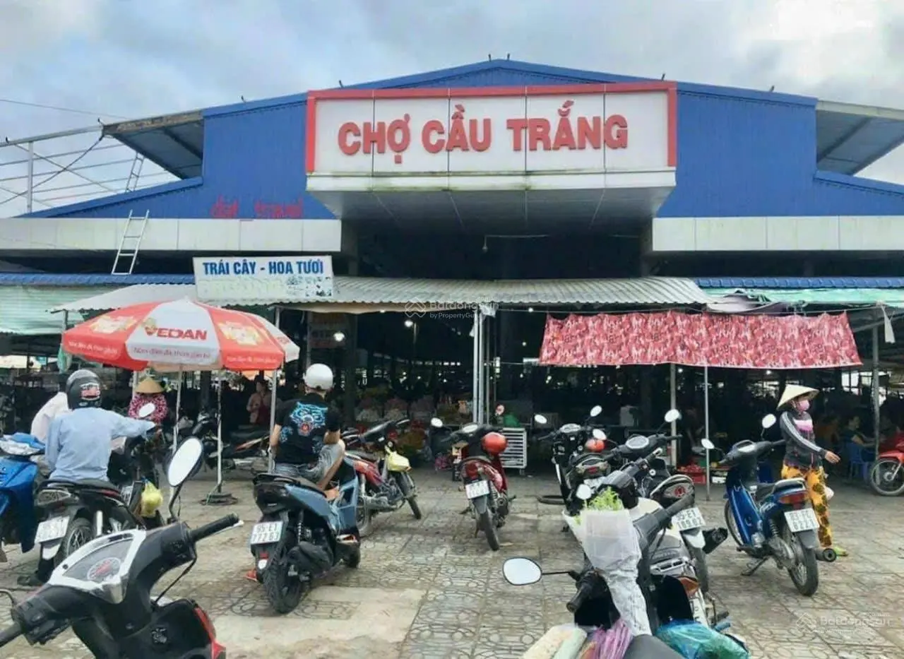 Đất chính chủ - giá tốt - bán nhanh nền đường số 4 trung tâm chợ Cầu Trắng - TP Ngã 7, Hậu Giang