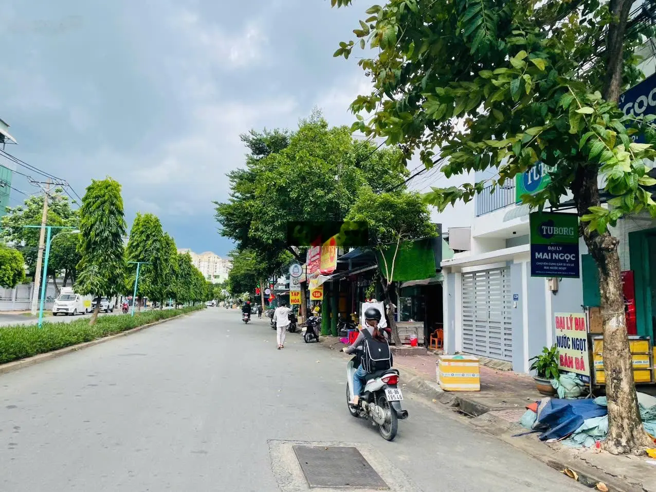 Hàng đầu tư! Bán nhà cấp 4 còn mới, đường xe hơi ngay Đại Lộ III, Phước Bình. DT gần 90m2