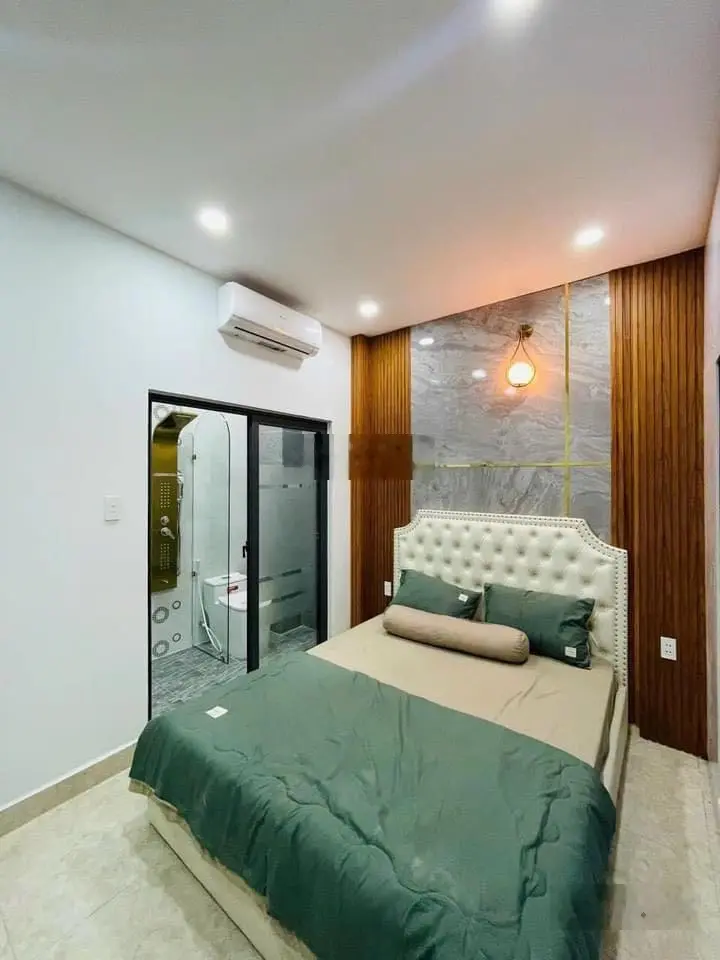 Nhà ngộp vốn bán giá 2.650tỷ/58,6m2 - Tân Sơn Hoà P.2 Tân Bình. Gần chợ Phạm Văn Hai. Cho thuê 27tr