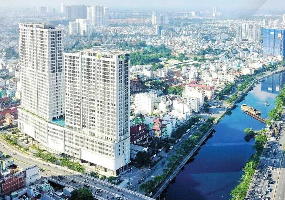 Bán căn hộ 3PN CC River Gate, Quận 4, diện tích 92m2, giá 6.25 tỷ, full nội thất, view đẹp