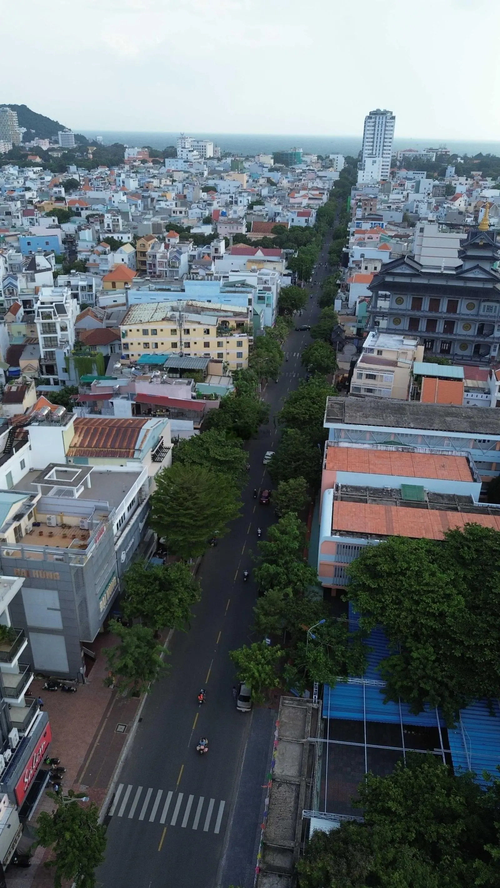 Mặt tiền đường Nguyễn Kim phường 4, đang mở đường vỉa hè, tiềm năng tương lai, 191m2 giá 18.99 tỷ