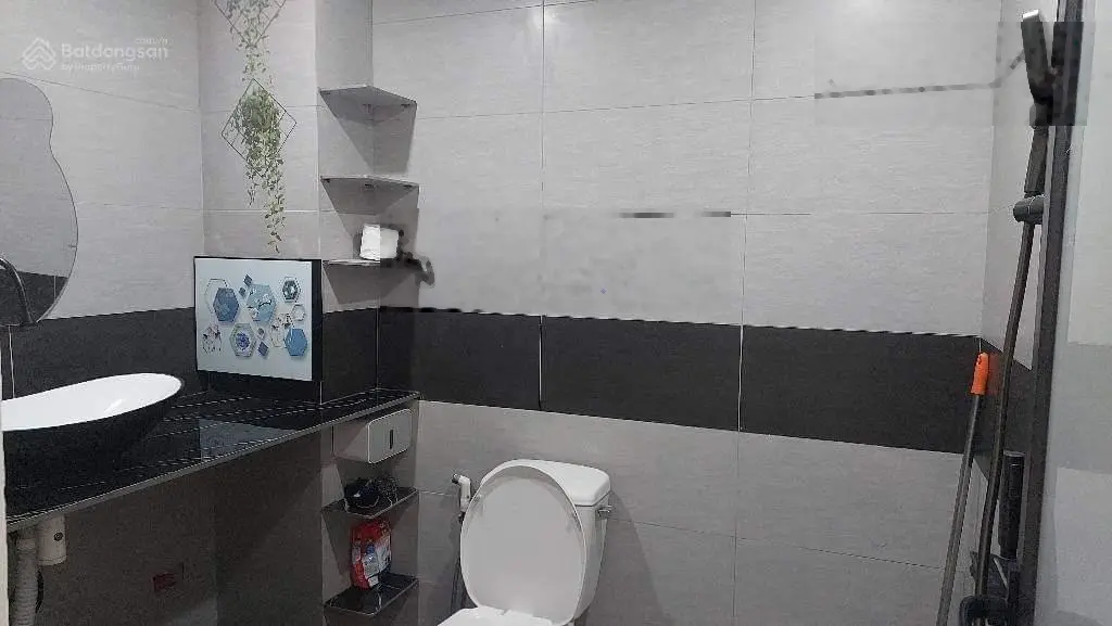 Bán nhà đẹp Trần Khát Chân, giá 8,3 tỷ vnd, 36 m2, ôtô đậu cửa