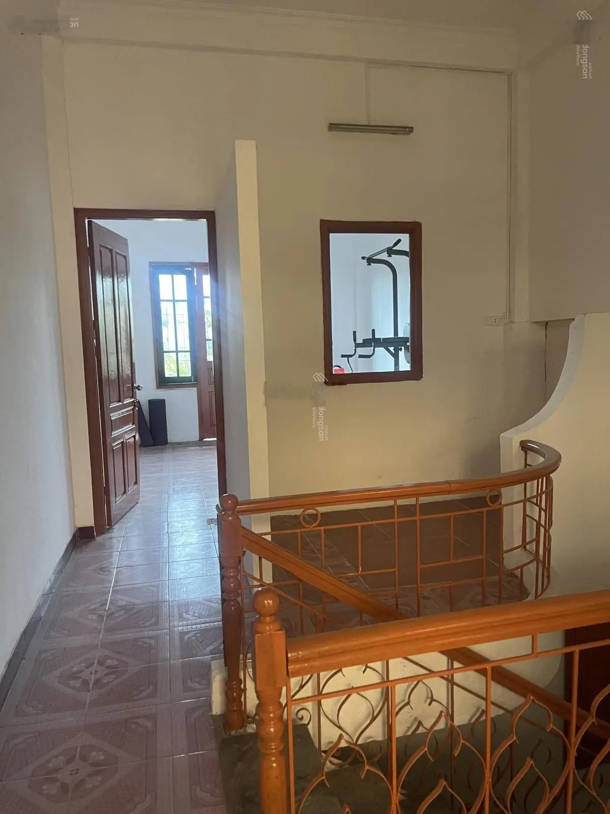 Bán homestay phố Lý Nam Đế, Hoàn Kiếm, Ô tô đỗ cửa, 2 thoáng, dòng tiền, 45m2, 5 tầng, giá: 13.9 tỷ