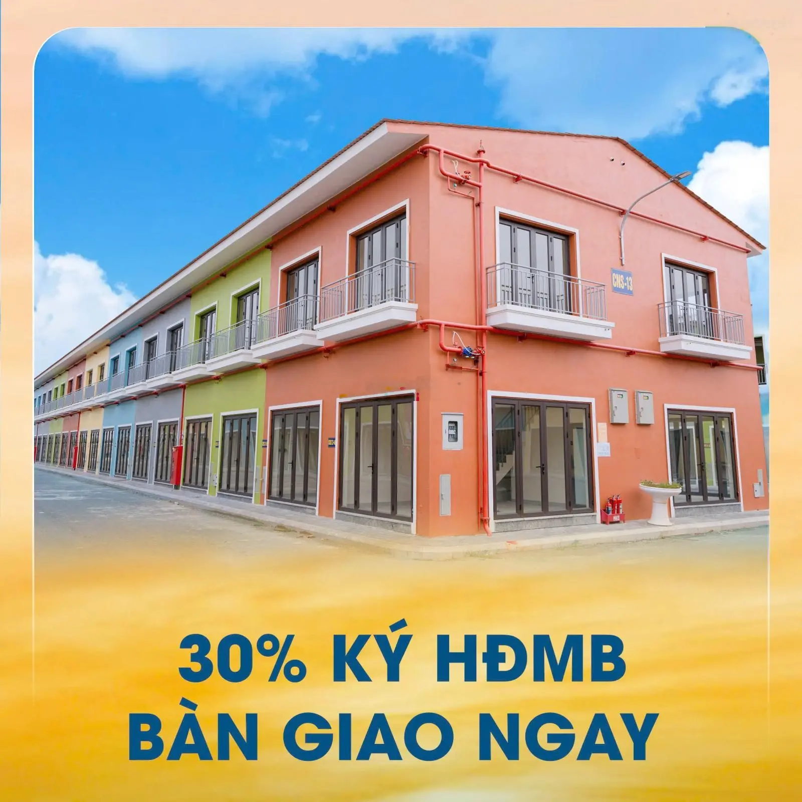 BÁN SHOPHOUSE Chợ đầu mối Nam Hà Nội , 2 tầng diện tích sử dụng 50m2 . đóng 30% bàn giao nhà ngay