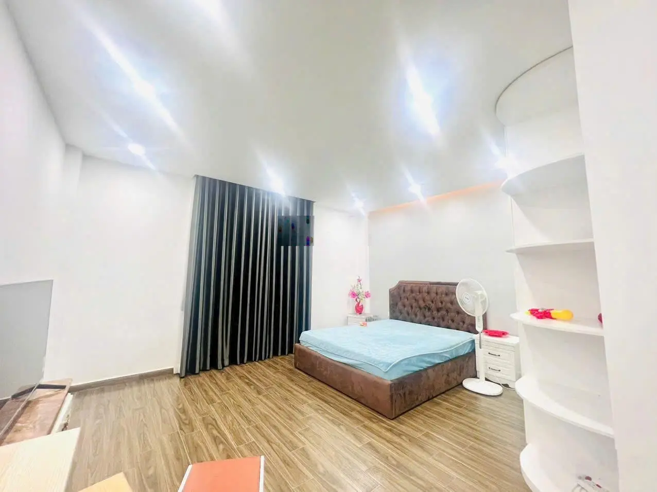 Gấp! Nhà phố kdt Hà Quang 2 Nha Trang DT 100m2 nội thất mới đẹp giá 7ty350