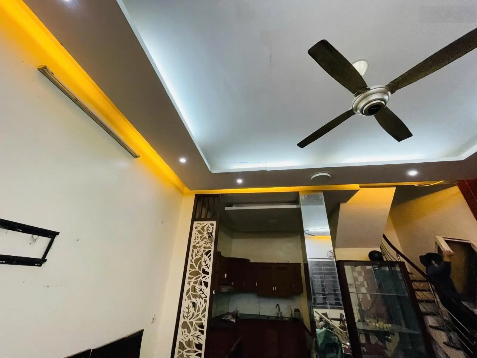 Bán nhà Lê Lợi Hà Đông 50m2 4 tầng mặt tiền 5.6m hơn 7 tỷ nhà đẹp ở ngay LHCC 0961318821