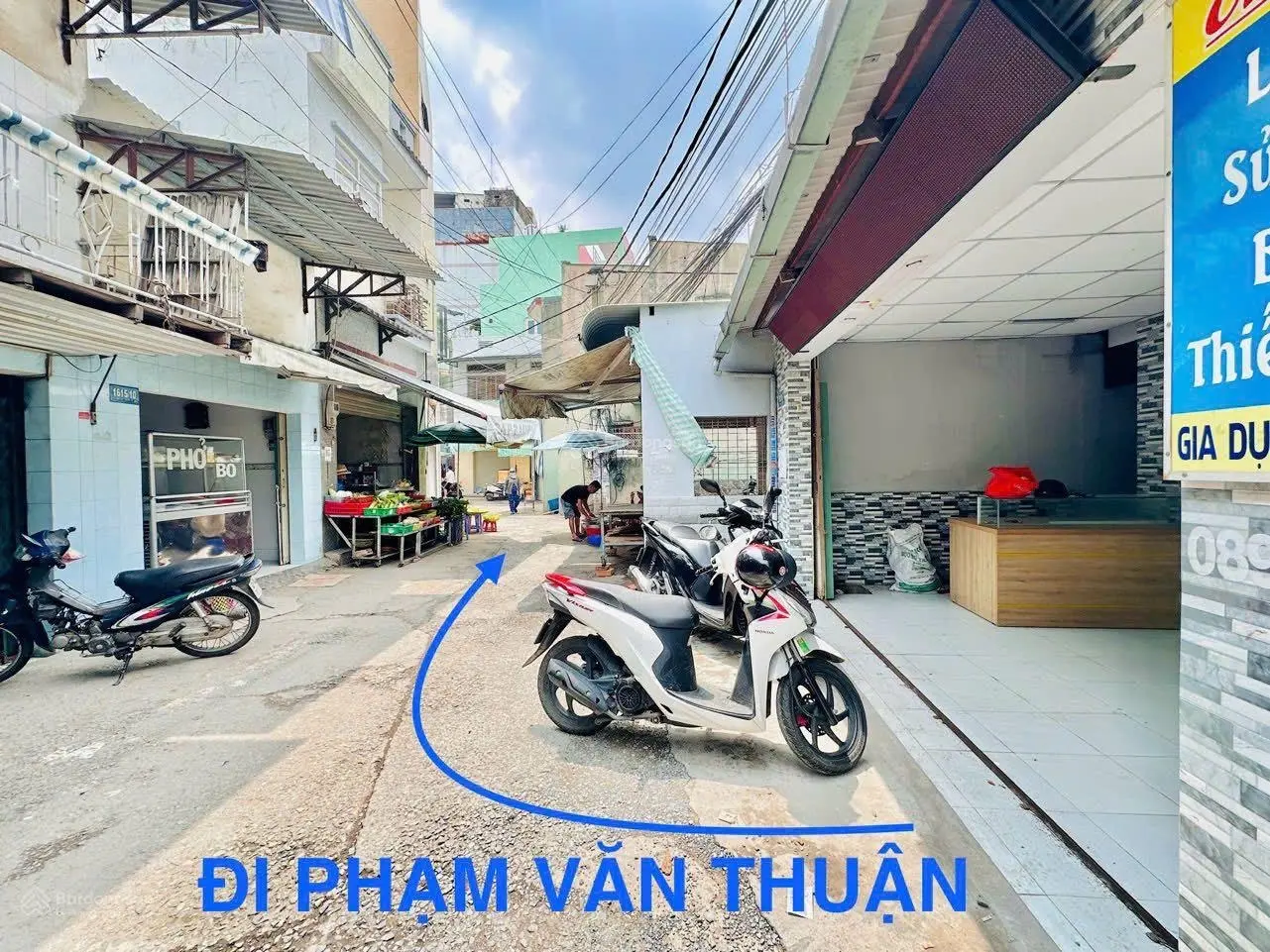 Bán nhà giữa lòng chợ 57 phường Thống Nhất, ra Phạm Văn Thuận đúng 50m. DT 5.17x22.2 nở hậu. Sổ sẵn