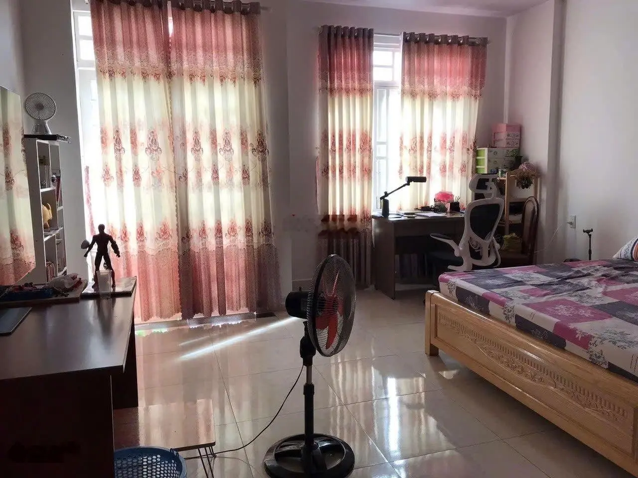 Bán nhà 1trệt 2 lầu Nguyễn Văn Tạo xã Long Thới diện tích 98m2 diện tích sàn 190m2 giá 5,5 tỷ