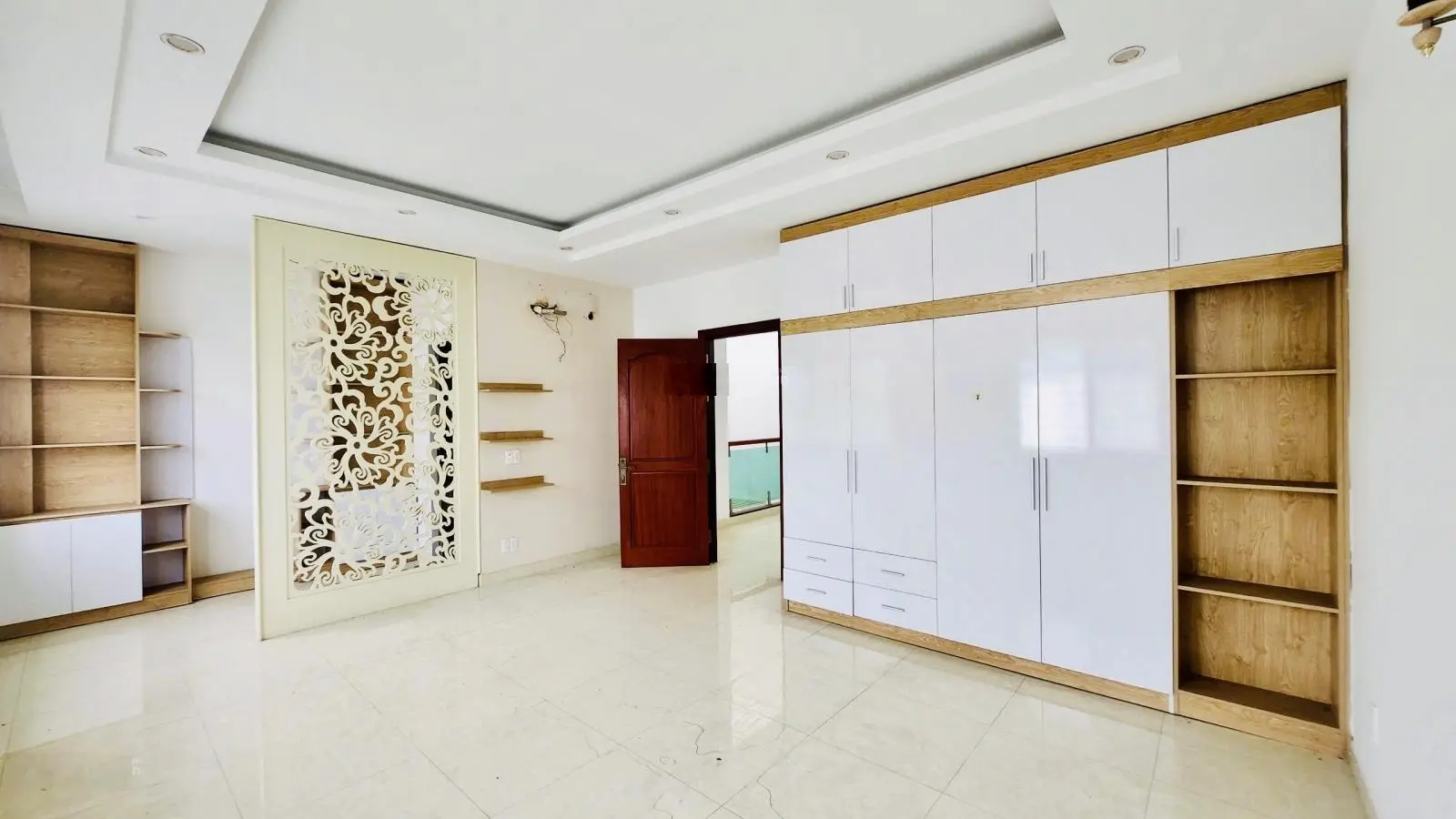 Ngộp - bán rẻ 2 tỷ villa 4 tầng đẳng cấp tại khu đồng bộ cao cấp Bình Chiểu, TP. Thủ Đức