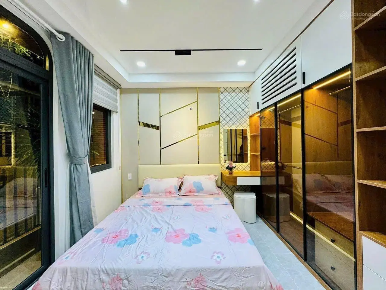 Sổ hồng riêng chính chủ căn 53,8m2 giá 5 tỷ 250 triệu đường Trần Quang Diệu, Phường 14, Quận 3