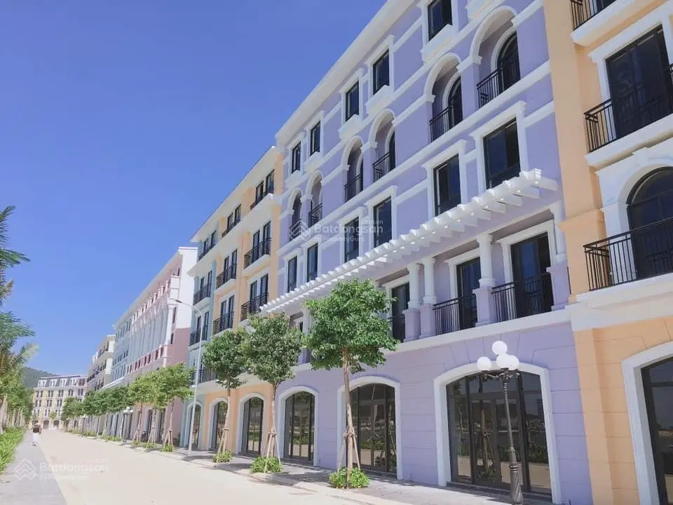 Cần chuyển nhượng căn shophouse Harbor Bay tại trung tâm du lịch Hạ Long chỉ hơn 6 tỷ