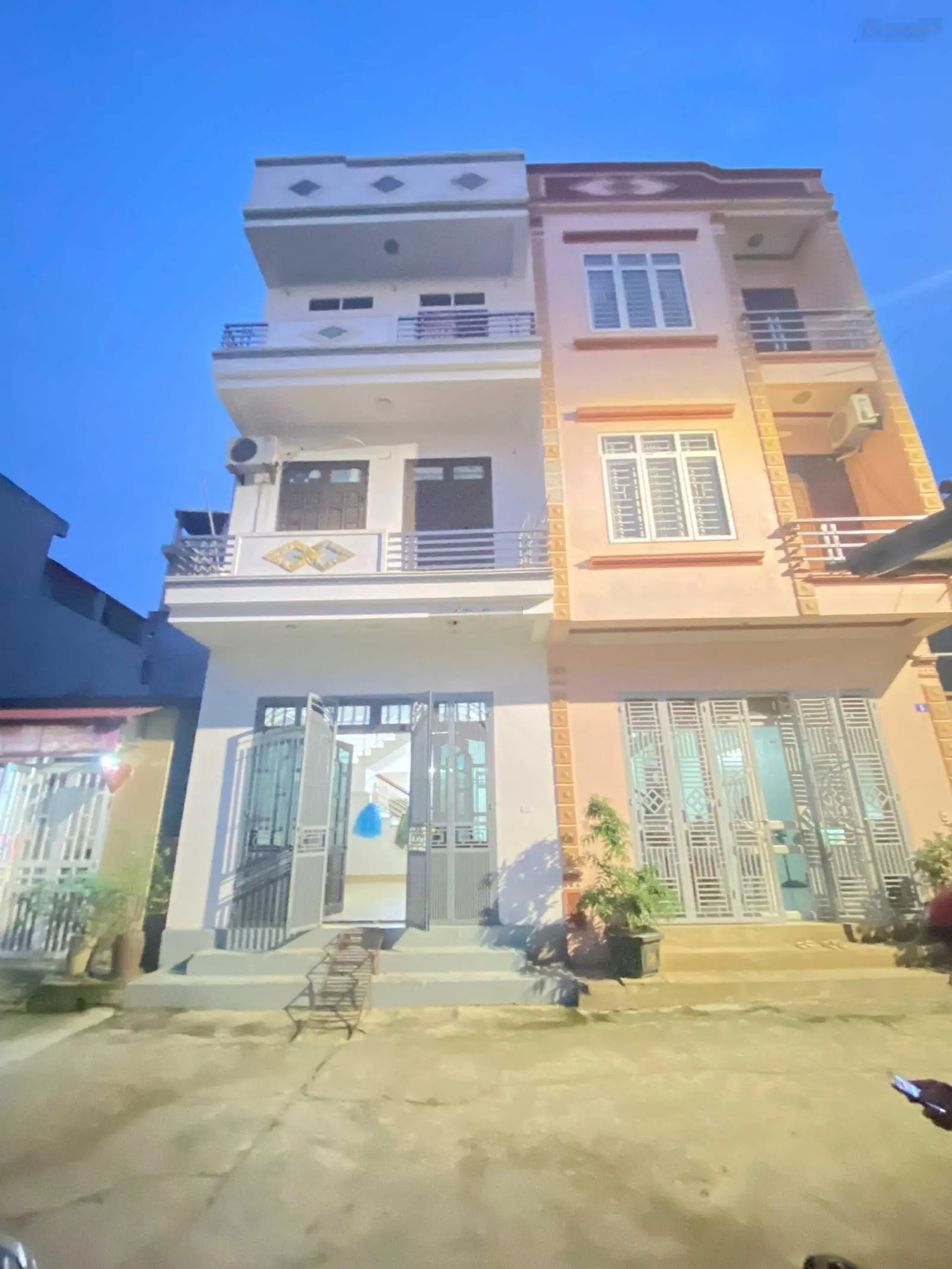 Bán nhà Gia Cẩm - Việt Trì 67m2, 3 tầng - view hồ - ô tô - 3.45 tỷ