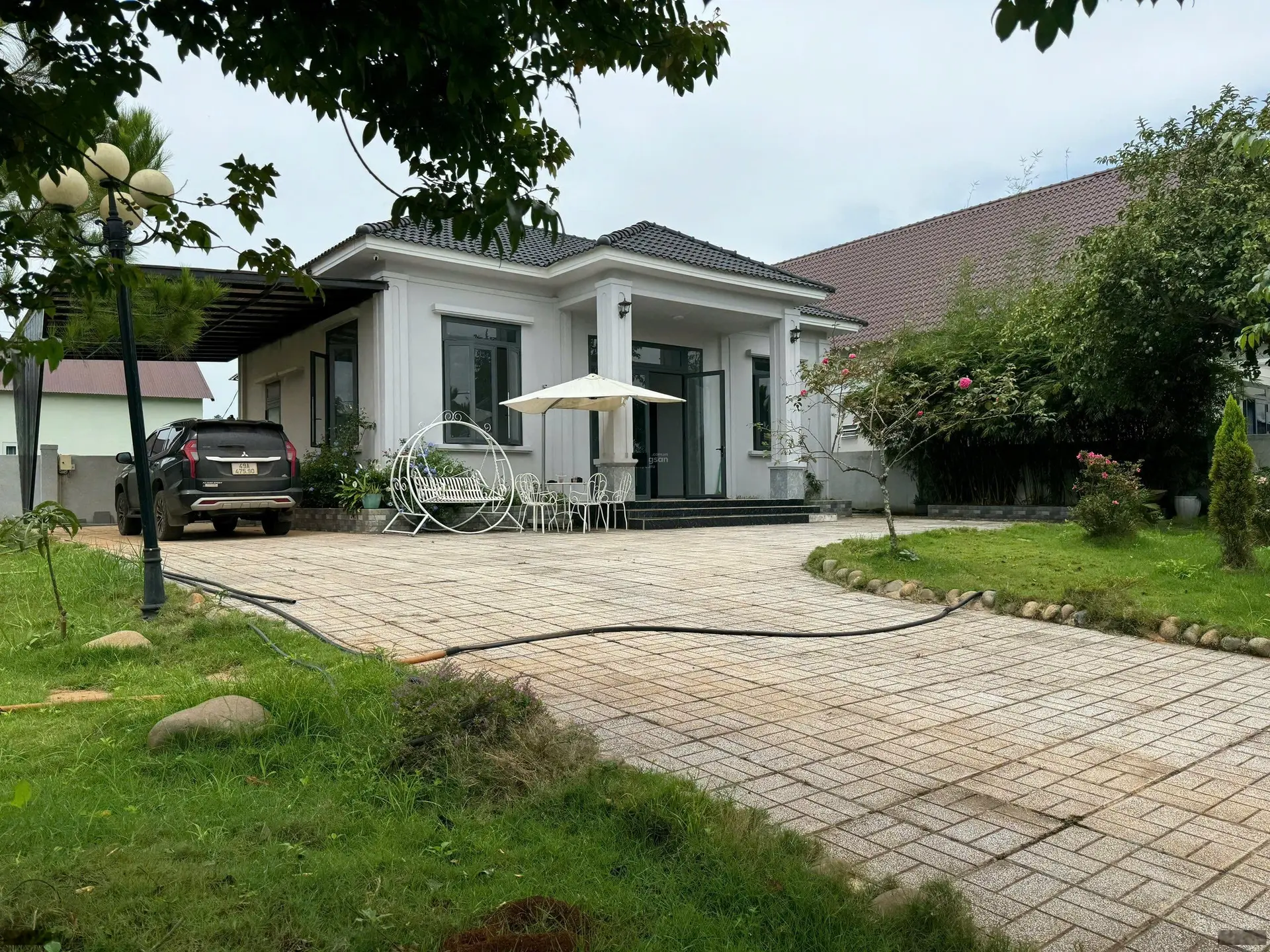 Chủ cần bán nhà ngay thị trấn Nam Ban, Lâm Hà. Khuôn viên rộng rãi. Gần 1000m2, có thổ cư, 6.5 tỷ