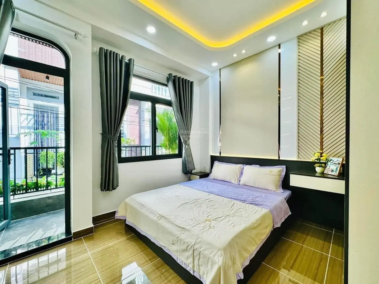 Chính chủ gấp căn nhà Gò Công, Phường 13, Quận 5. DT 80m2,giá 2 tỷ 450 đang cho thuê, sổ hồng riêng