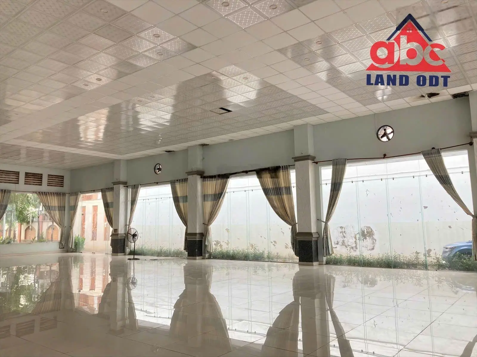 Bán Show Room MẶT TIỀN QL.1A, 1720M2. Gần chợ Quảng Biên, Quảng Tiến, Trảng Bom. Chỉ 29 tỷ.