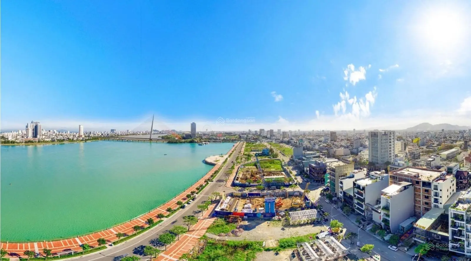 Căn hộ 2 phòng ngủ, tầng trung view sông Hàn, cầu Trần Thị Lý Landmark Da Nang