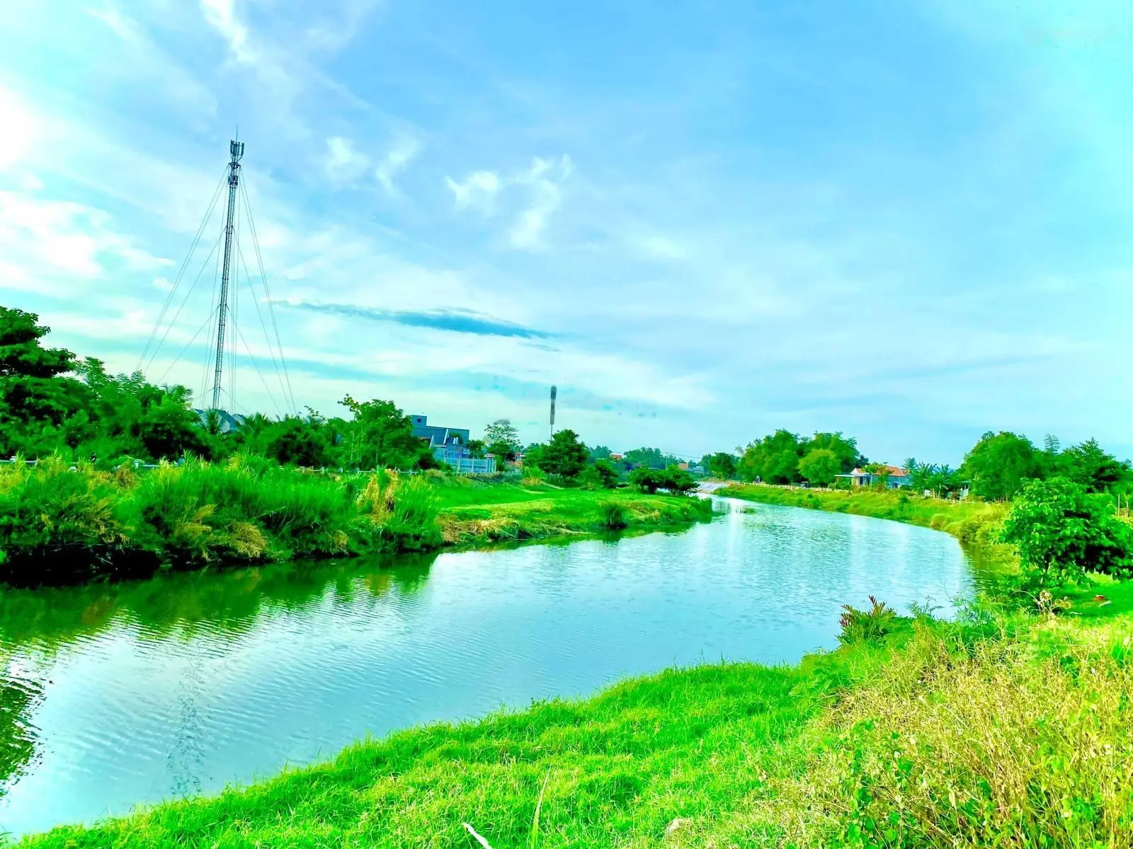 Bán đất Nam Vân Phong view sông Dinh Ninh Hoà cực đẹp đường ô tô lớn giá 1,1 tỷ