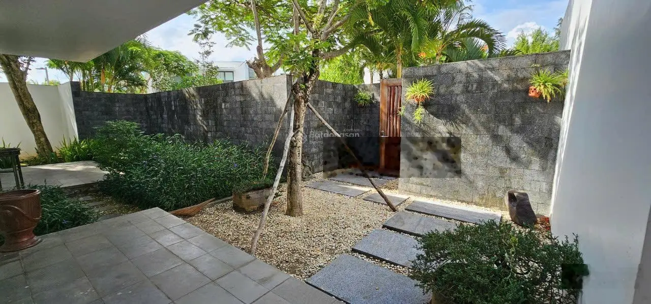 Bán gấp villa biệt thự 4 phòng ngủ Sanctuary Hồ Tràm giá 29 tỷ. LH 0902 705 ***