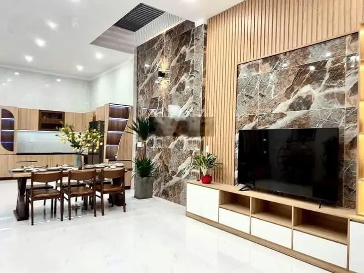 Bán nhà một trệt một lầu 60m2-65m2, đã có sổ hồng riêng