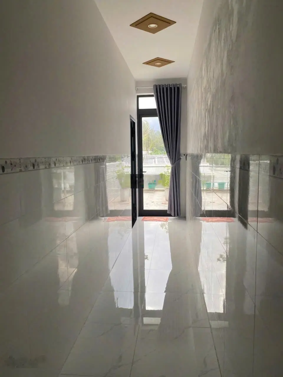 Bán nhà 2 tầng hẻm Nguyễn Xiển, Vĩnh Phương, Nha Trang, dt 121m2 (5x 24,2m) H. Tây Nam - Giá 2 tỷ