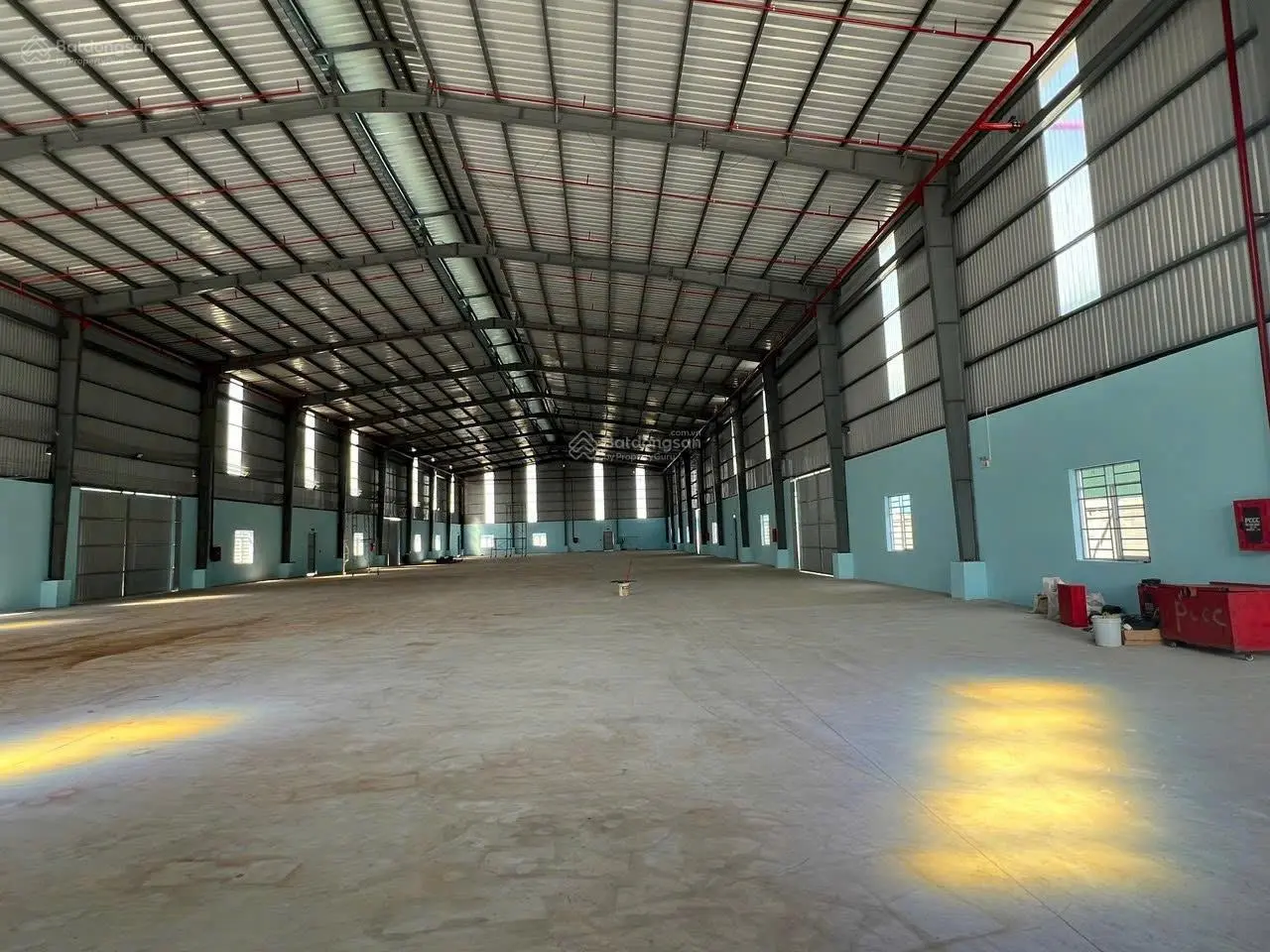 Bán kho nhà xưởng giá tốt tại đường đt 832, 130 tỷ vnd, 19170 m2