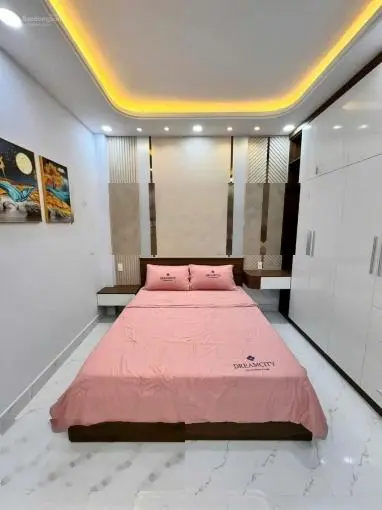 Bán nhà riêng tại Hoàng Sa, 4,3 tỷ, 44m2, 3PN + 3WC, giá siêu hời Gọi ngay 0374926201