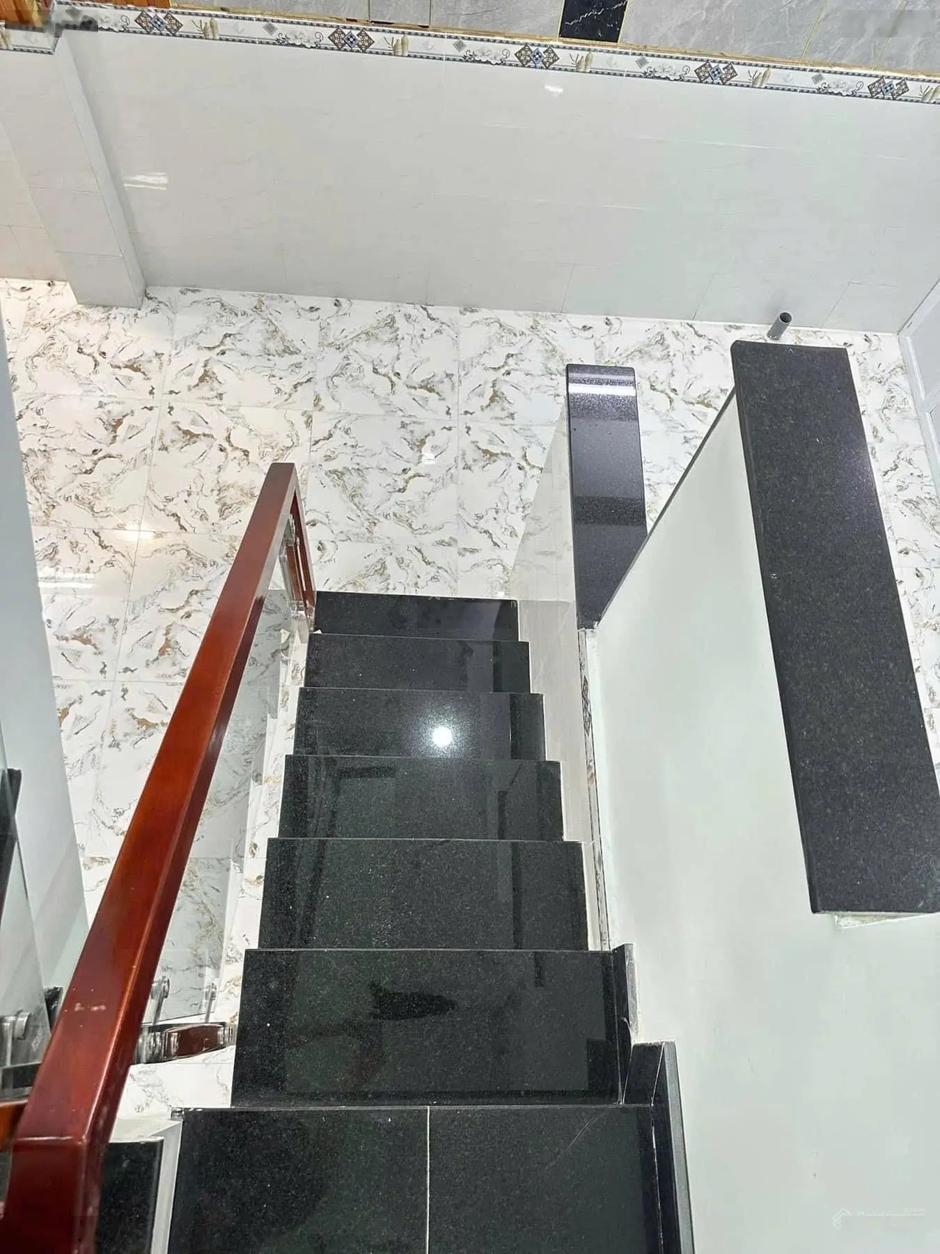 Nhà mới mua nhưng kẹt tiền gấp bán lại giá rẻ như cho chỉ 2 tỷ 8 căn phó cơ điều 30m2 2pn 2wc shr