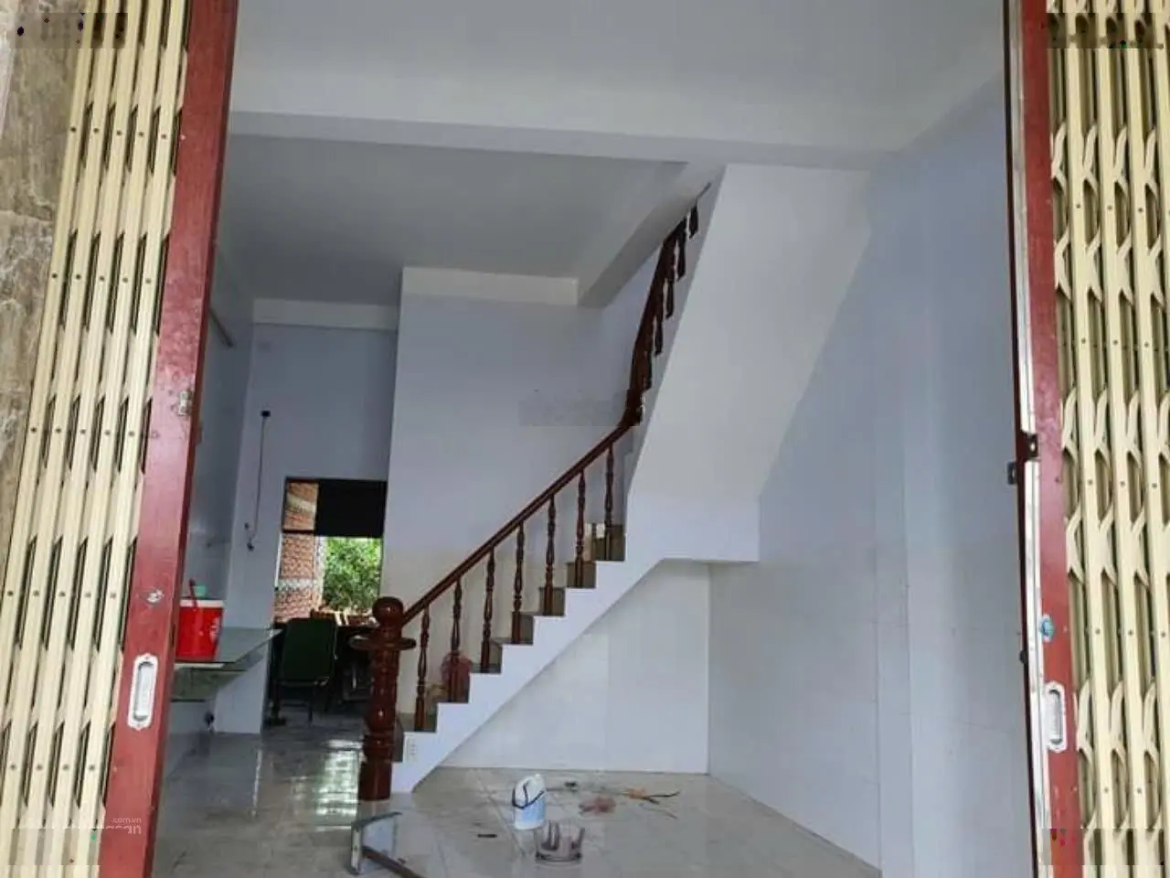 Bán đất tặng nhà mặt tiền Nguyễn Đình Chiểu , Phường 3 , TP Tân An , Long An _. DT : 5.5 x 27m2