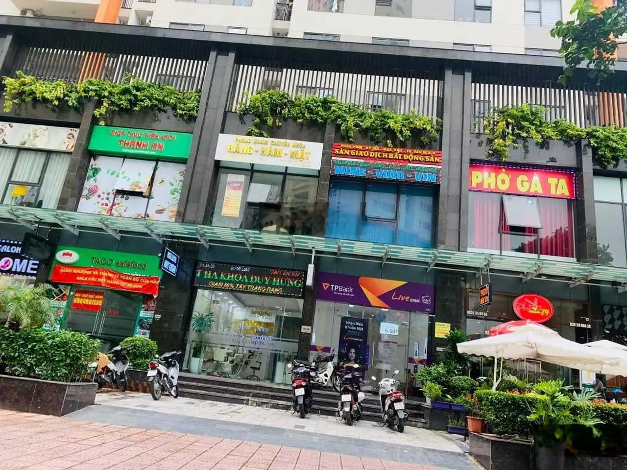 Bán căn shophouse mặt phố 56m2 2 tầng tại chân chung cư K Park