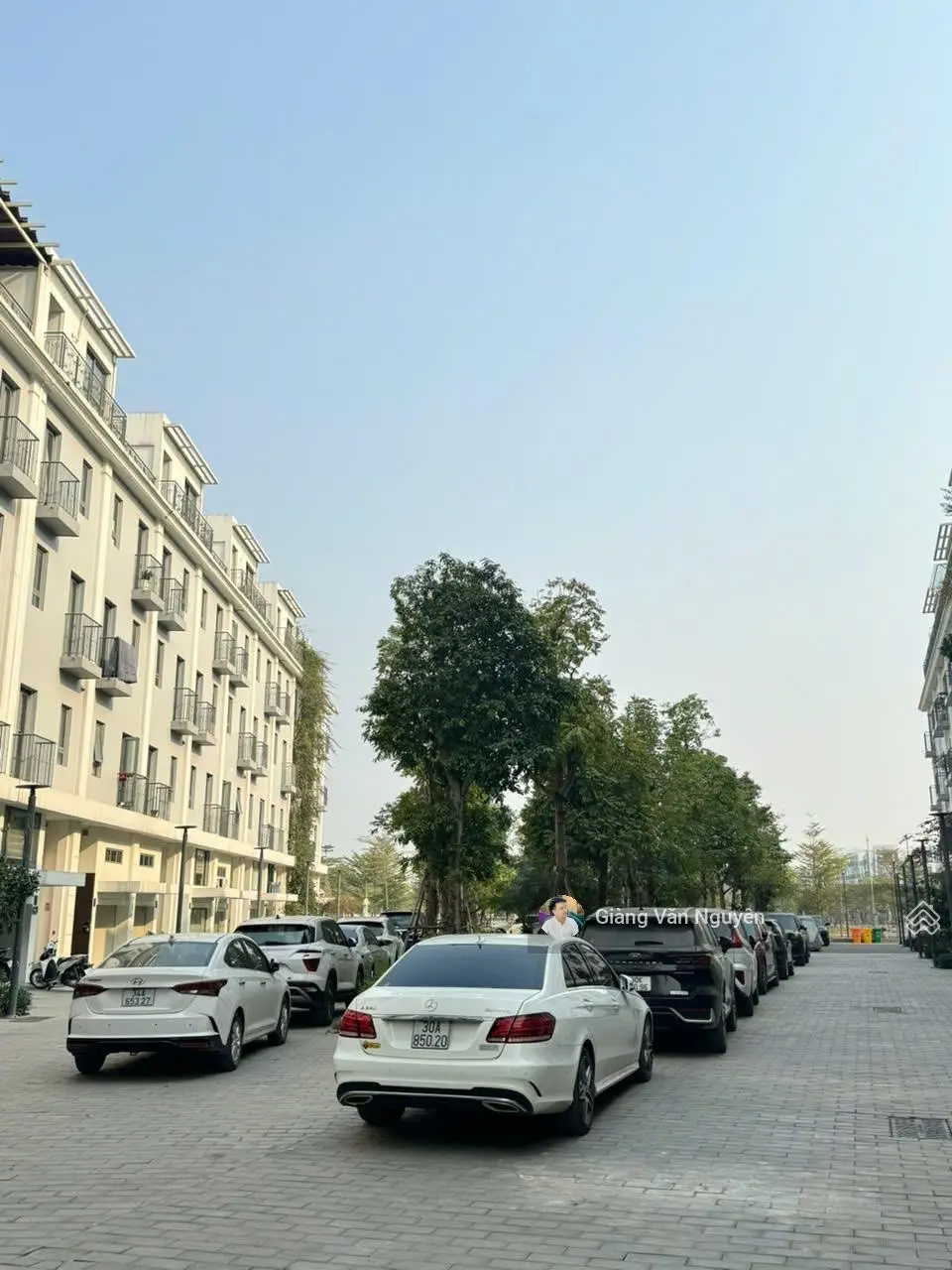 Cần bán gấp căn shophouse tại Block 14 dự án The Manor Central Park giá 27.5 tỷ GẤP GẤP