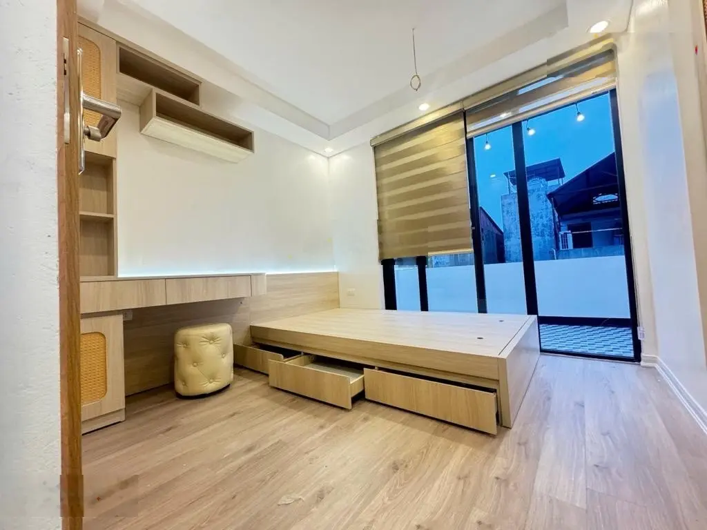 Nhà đẹp đón Tết - Giáp Bát - Hoàng Mai - Hà Nội | 28m2 - 5 tầng | Nhà đẹp | View thoáng - Zá hơn 5Đ